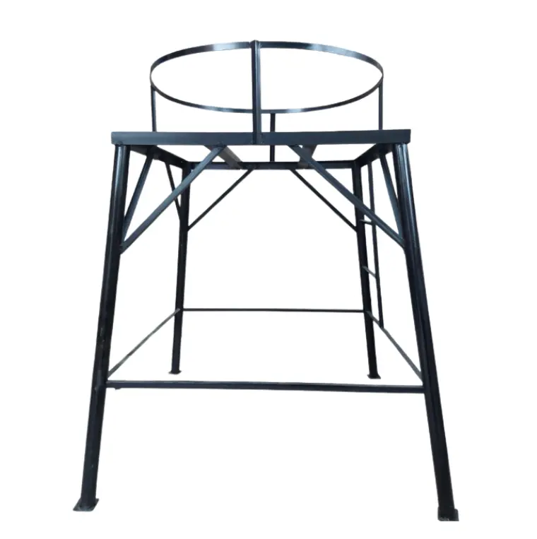 Base de Metal Fija para Tanque de Agua Rotoplas