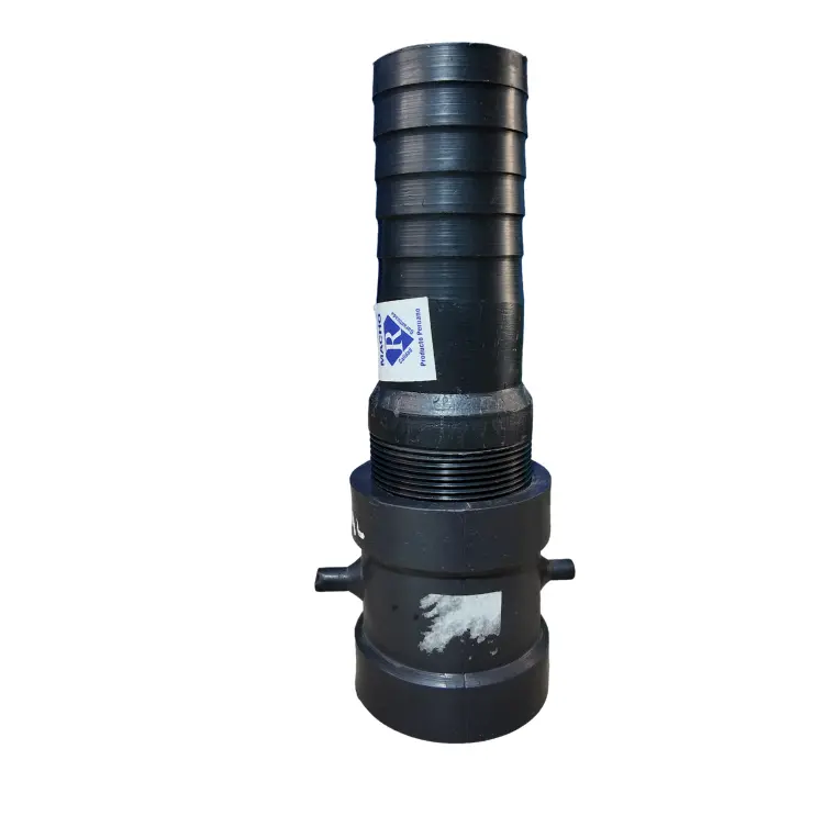 Reductor de Hilo Especial con Salida 1 ½” para Tanque IBC, adaptado para mangueras estándar.